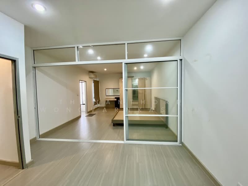 Sammakorn Avenue Ramintra-Wongwaen, Bangkok, Kanchanaphisek Road, Tha Rang, Bang Khen, Bangkok, 3 Bedrooms, 194 sqm, Townhouse For Rent, by Thananthorn Wongvarnkaseam, 500159675 - DDproperty.com