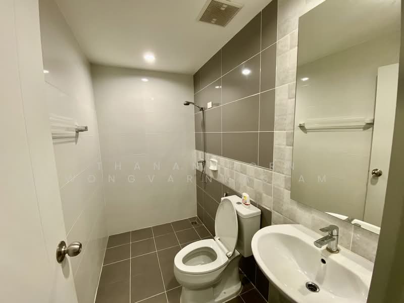 Sammakorn Avenue Ramintra-Wongwaen, Bangkok, Kanchanaphisek Road, Tha Rang, Bang Khen, Bangkok, 3 Bedrooms, 194 sqm, Townhouse For Rent, by Thananthorn Wongvarnkaseam, 500159675 - DDproperty.com