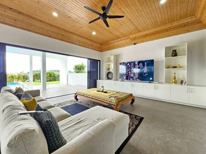 ขาย - บางเสร่วิวทะเล,วิวเขา ตำบลบางเสร่ อำเภอสัตหีบ จังหวัดชลบุรี, ชลบุรี