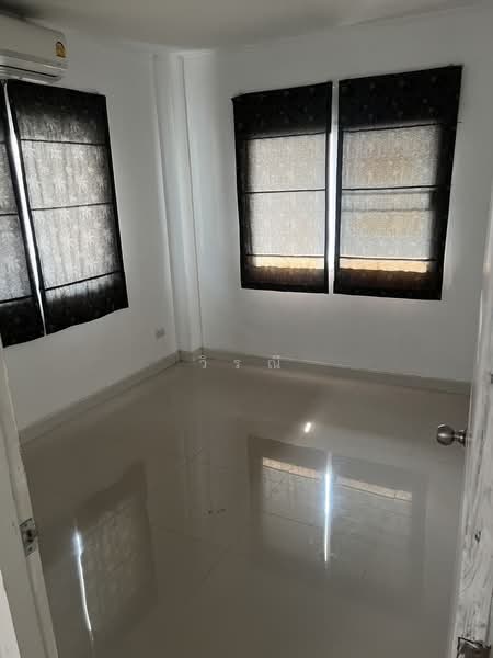 เช่าบ้านเดี่ยว 2 ชั้น ใกล้ the mall, Nakhon Ratchasima, Nai Muang, Muang Nakhon Ratchasima, Nakhon Ratchasima, 3 Bedrooms, 228 sqm, Single Detached House For Rent, by วิรณี, 500159679 - DDproperty.com