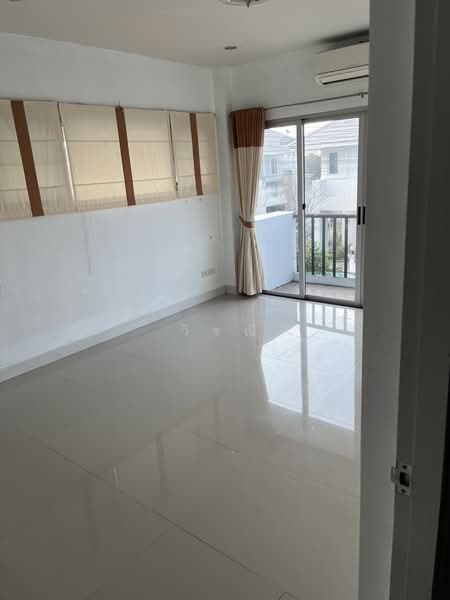 เช่าบ้านเดี่ยว 2 ชั้น ใกล้ the mall, นครราชสีมา, ในเมือง, เมืองนครราชสีมา, นครราชสีมา, 228 ตร.ม., บ้านเดี่ยว ให้เช่า, โดย วิรณี, 500159679 - DDproperty.com