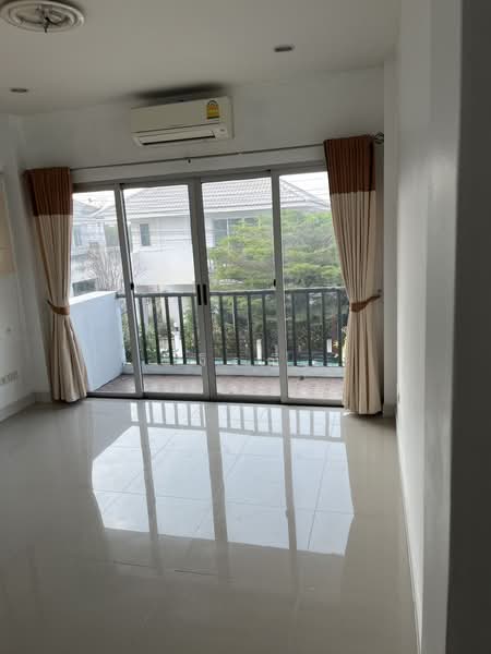 เช่าบ้านเดี่ยว 2 ชั้น ใกล้ the mall, นครราชสีมา, ในเมือง, เมืองนครราชสีมา, นครราชสีมา, 228 ตร.ม., บ้านเดี่ยว ให้เช่า, โดย วิรณี, 500159679 - DDproperty.com