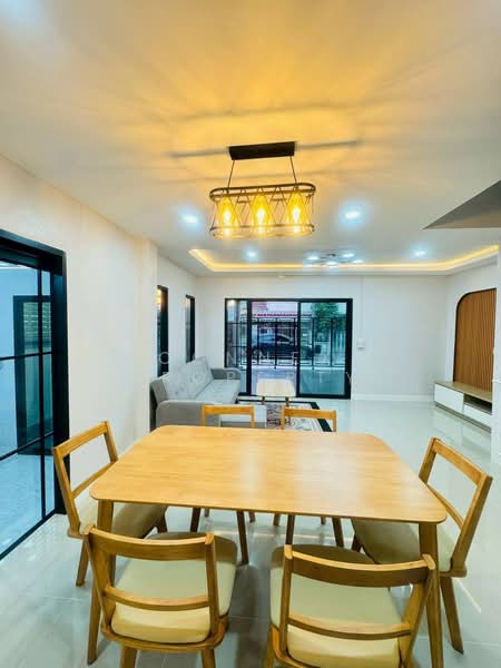 Baan Chaopraya 9 : บ้าน เจ้าพระยา 9, นนทบุรี, ถนนบางกรวย - ไทรน้อย, บางเลน, บางใหญ่, นนทบุรี, 135 ตร.ม., ทาวน์เฮ้าส์ ขาย, โดย Connex Property, 500159690 - DDproperty.com