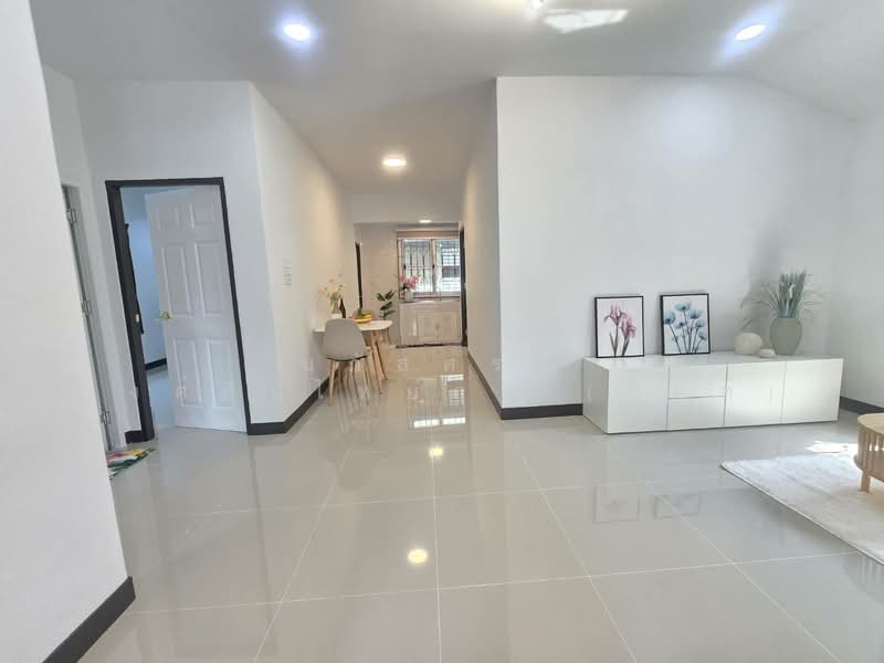 หมู่บ้าน เพ็ญสิริเพลส ถนนสุวินทวงศ์45 หนองจอก, Bangkok, สุวินทวงศ์45, Krathum Rai, Nong Chok, Bangkok, 3 Bedrooms, 150 sqm, Single Detached House For Sale, by นภัสศรณ์ วงศ์สินไทยกร (นันท์), 500159700 - DDproperty.com