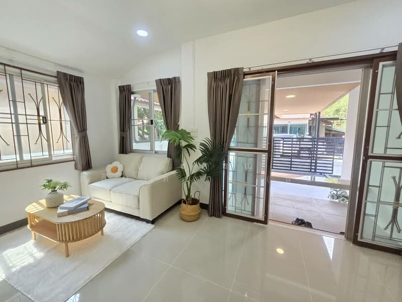 หมู่บ้าน เพ็ญสิริเพลส ถนนสุวินทวงศ์45 หนองจอก, กรุงเทพ, สุวินทวงศ์45, กระทุ่มราย, หนองจอก, กรุงเทพ, 150 ตร.ม., บ้านเดี่ยว ขาย, โดย นภัสศรณ์ วงศ์สินไทยกร (นันท์), 500159700 - DDproperty.com