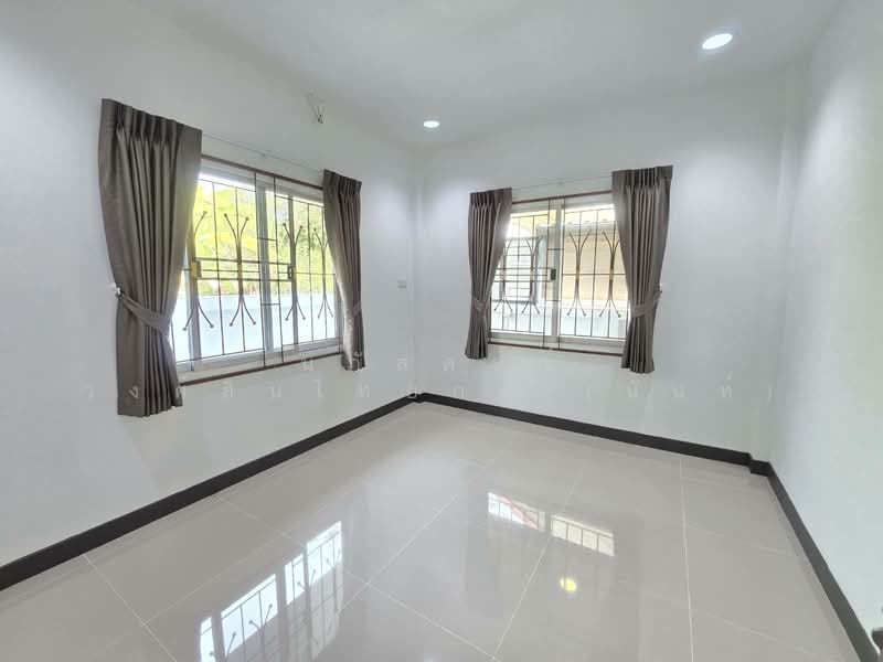 หมู่บ้าน เพ็ญสิริเพลส ถนนสุวินทวงศ์45 หนองจอก, กรุงเทพ, สุวินทวงศ์45, กระทุ่มราย, หนองจอก, กรุงเทพ, 150 ตร.ม., บ้านเดี่ยว ขาย, โดย นภัสศรณ์ วงศ์สินไทยกร (นันท์), 500159700 - DDproperty.com