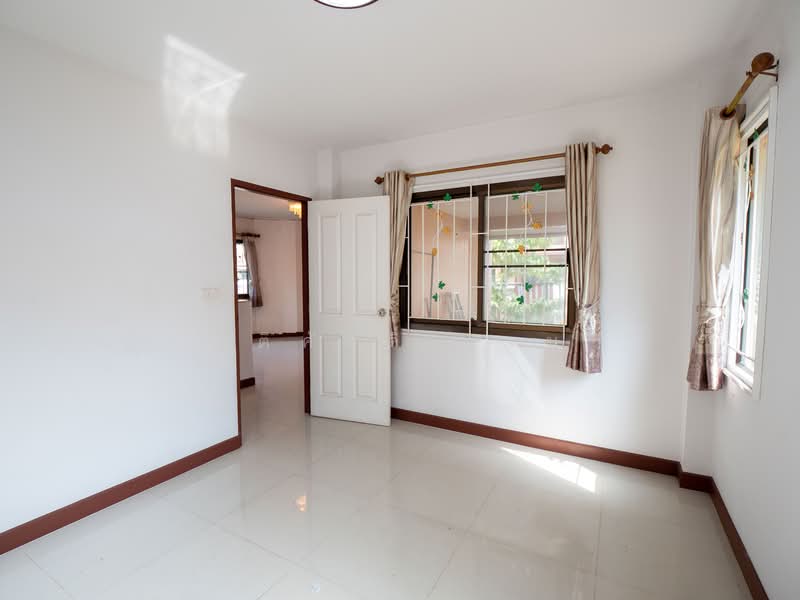 หมู่บ้านเฟื่องสุข 5, Nonthaburi, Lam Pho, Bang Bua Thong, Nonthaburi, 3 Bedrooms, 140 sqm, Single Detached House For Sale, by TITISAK Jane, 500159715 - DDproperty.com