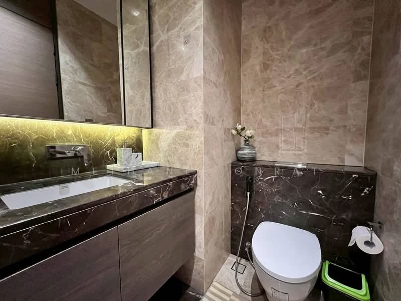 28 Chidlom, Bangkok, 28 Chit Lom Alley, Lumphini, Pathum Wan, Bangkok, 2 Bedrooms, 75 sqm, Condo For Rent, by Methanee Onrat, 500159765 - DDproperty.com