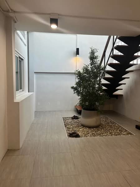 บ้านเดี่ยว พหลโยธิน 14, กรุงเทพ, สามเสนใน, พญาไท, กรุงเทพ, 200 ตร.ม., บ้านเดี่ยว ขาย, โดย มาลี สุธน, 500159772 - DDproperty.com