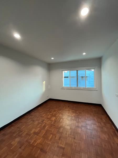 บ้านเดี่ยว พหลโยธิน 14, กรุงเทพ, สามเสนใน, พญาไท, กรุงเทพ, 200 ตร.ม., บ้านเดี่ยว ขาย, โดย มาลี สุธน, 500159772 - DDproperty.com