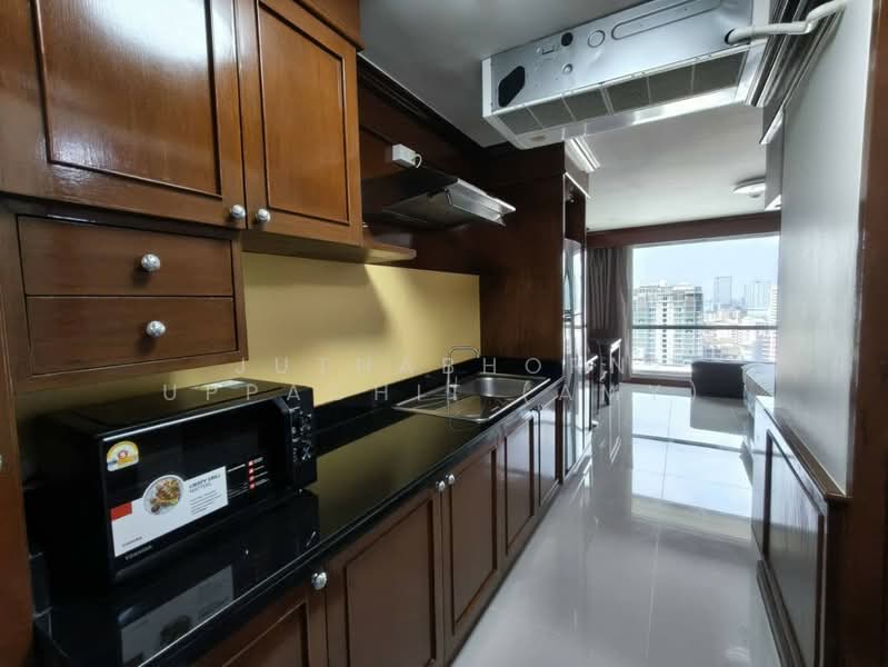 Sukhumvit Suite, Bangkok, 19 Soi Sukhumvit 13, Khlongtoei Nua, Watthana, Bangkok, 1 Bedroom, 28 sqm, Condo For Rent, by Juthabhorn Uppachit (Amy), 500159780 - DDproperty.com