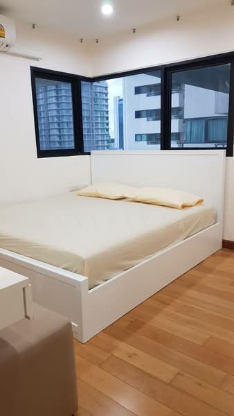 Sathorn Gardens, Bangkok, 39 South Sathorn Road, Thung Maha Mek, Sathon, Bangkok, 1 Bedroom, 79 sqm, Condo For Sale, by Laksana Chaichana, 500159782 - DDproperty.com