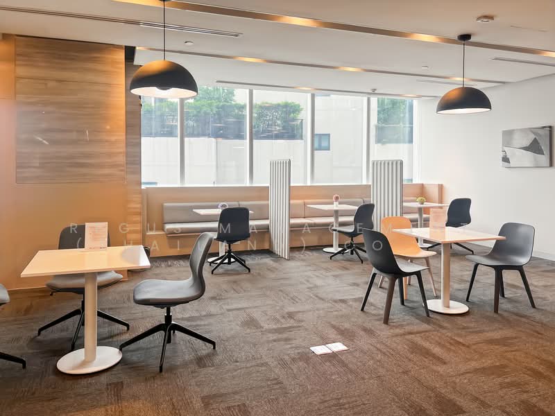 Regus Bhiraj Tower, กรุงเทพ, 689 Sukhumvit Road, คลองตันเหนือ, วัฒนา, กรุงเทพ, 1,912 ตร.ม., สำนักงาน ให้เช่า, โดย Regus Management (Thailand) Co., Ltd., 500159791 - DDproperty.com