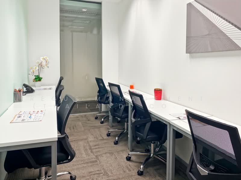 Regus Bhiraj Tower, กรุงเทพ, 689 Sukhumvit Road, คลองตันเหนือ, วัฒนา, กรุงเทพ, 1,912 ตร.ม., สำนักงาน ให้เช่า, โดย Regus Management (Thailand) Co., Ltd., 500159791 - DDproperty.com