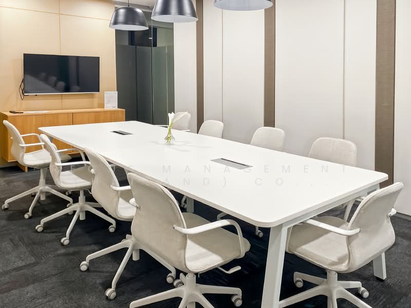 Regus Bhiraj Tower, กรุงเทพ, 689 Sukhumvit Road, คลองตันเหนือ, วัฒนา, กรุงเทพ, 1,912 ตร.ม., สำนักงาน ให้เช่า, โดย Regus Management (Thailand) Co., Ltd., 500159791 - DDproperty.com