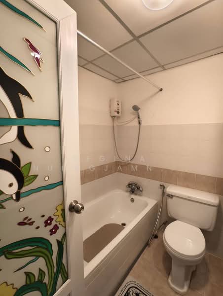 For Sale - Jomtien Beach Condo, Chon Buri (Pattaya)