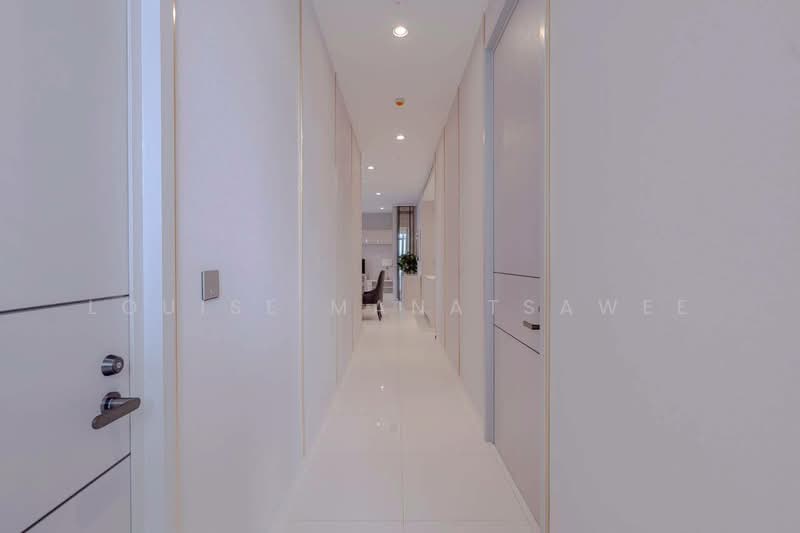 Vittorio 39, Bangkok, 8 Sukhumvit, Khlong Tan Nua, Watthana, Bangkok, 2 Bedrooms, 127 sqm, Condo For Sale, by Louise Manatsawee, 500159836 - DDproperty.com