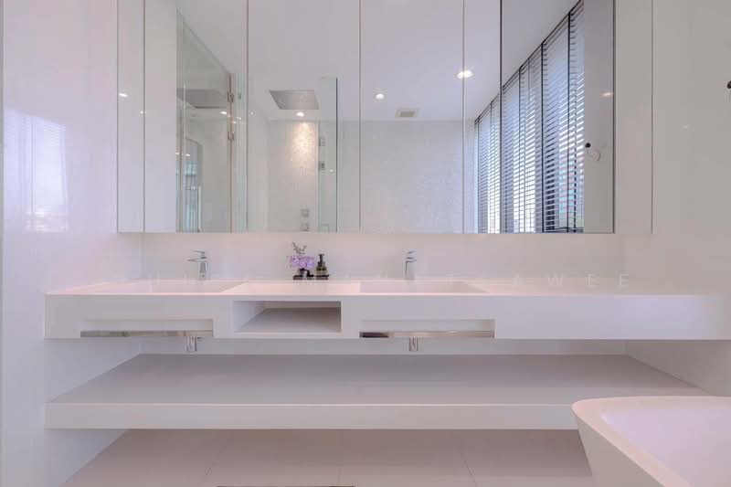 Vittorio 39, Bangkok, 8 Sukhumvit, Khlong Tan Nua, Watthana, Bangkok, 2 Bedrooms, 127 sqm, Condo For Sale, by Louise Manatsawee, 500159836 - DDproperty.com