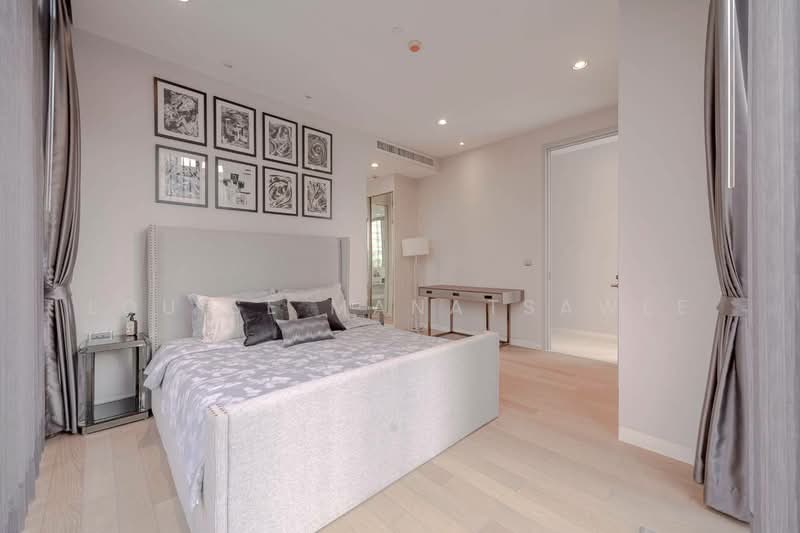 Vittorio 39, Bangkok, 8 Sukhumvit, Khlong Tan Nua, Watthana, Bangkok, 2 Bedrooms, 127 sqm, Condo For Rent, by Louise Manatsawee, 500159840 - DDproperty.com