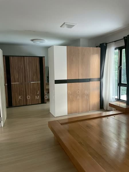 Kanasiri Wongwaen Lumlukka, Pathum Thani, Kanchanaphisek Ring, Bung Kham Proi, Lam Luk Ka, Pathum Thani, 5 Bedrooms, 219 sqm, Single Detached House For Rent, by Jutanon Komoottanaruk, 500159843 - DDproperty.com