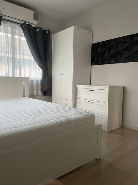 Kanasiri Wongwaen Lumlukka, Pathum Thani, Kanchanaphisek Ring, Bung Kham Proi, Lam Luk Ka, Pathum Thani, 5 Bedrooms, 220 sqm, Single Detached House For Rent, by คุณ บาส, 500159843 - DDproperty.com