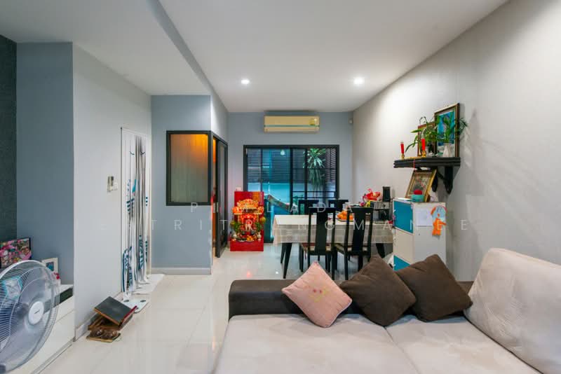 The Metro Pattanakarn-Srinakarin, Bangkok, Soi On Nut 80 Yak 5, Prawet, Prawet, Bangkok, 3 Bedrooms, 148 sqm, Townhouse For Sale, by Pimlada Lertritrungmanee, 500159847 - DDproperty.com