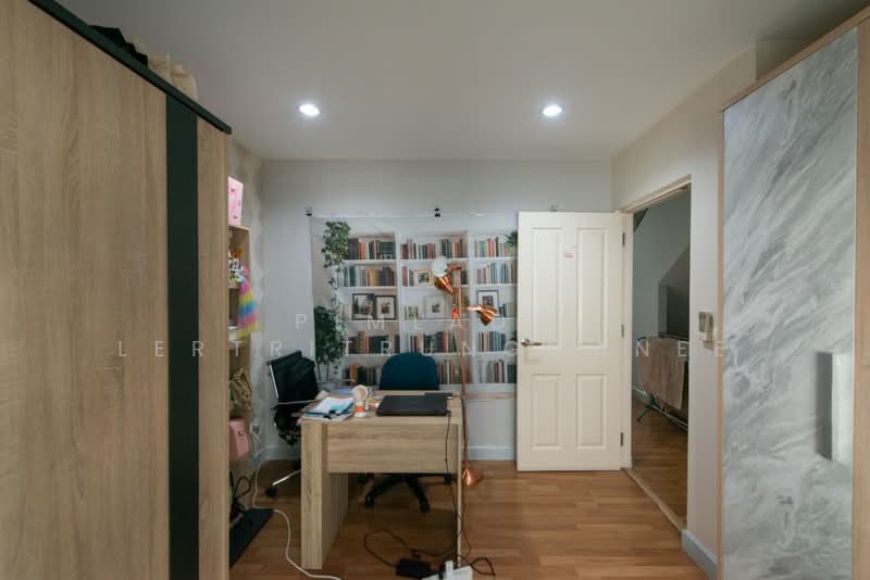 The Metro Pattanakarn-Srinakarin, Bangkok, Soi On Nut 80 Yak 5, Prawet, Prawet, Bangkok, 3 Bedrooms, 148 sqm, Townhouse For Sale, by Pimlada Lertritrungmanee, 500159847 - DDproperty.com