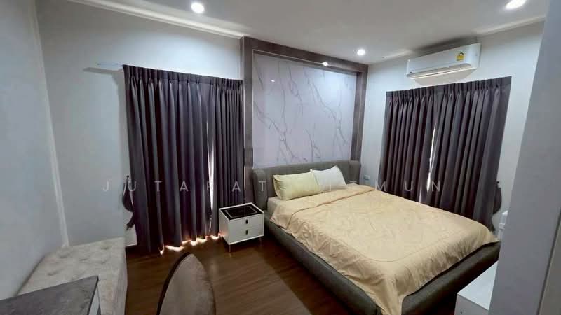 Baan Lumpini Suanluang Rama 9 Phase 2, Bangkok, Chaloem Phrakiat Rama 9 Road, Prawet, Prawet, Bangkok, 6 Bedrooms, 290 sqm, Single Detached House For Rent, by Jutarat Jitmun, 500159855 - DDproperty.com