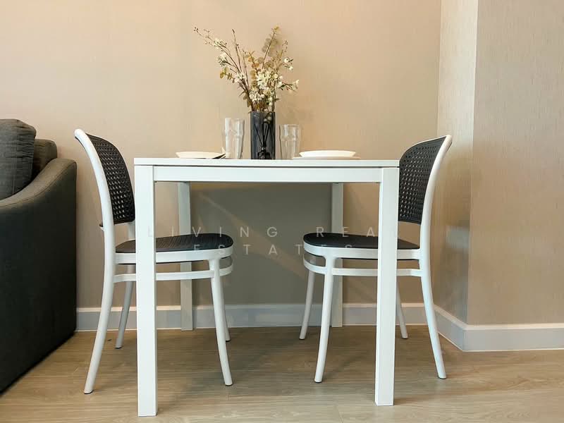 Metro Sky Bang Son Interchange (Prachachuen), Bangkok, 769 Pracha Chuen Road, Wong Sawang, Bang Sue, Bangkok, 2 Bedrooms, 40 sqm, Condo For Rent, by Living Real Estates, 500159861 - DDproperty.com