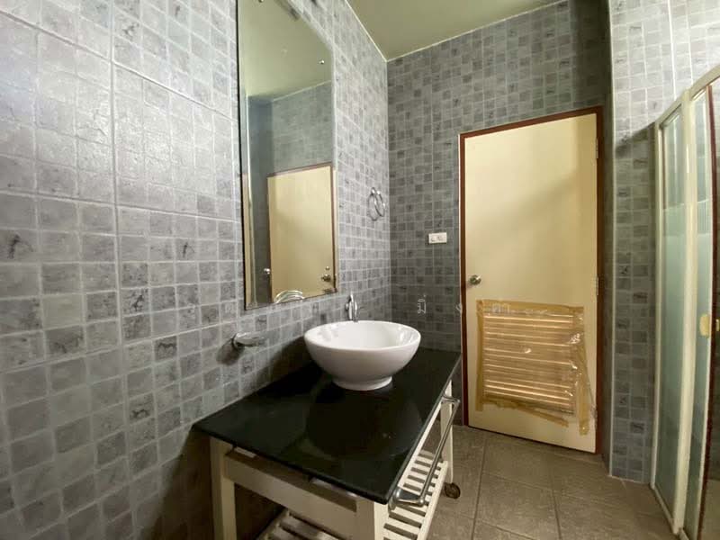 Changphueak, Chiang Mai, Chang Phuak, Muang Chiang Mai, Chiang Mai, 3 Bedrooms, 250 sqm, Single Detached House For Rent, by วุฒิภัทร มิ่งคำ, 500159880 - DDproperty.com