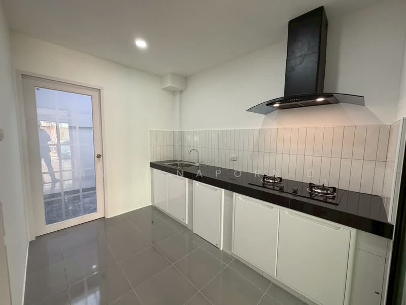 First Home Watcharapol, Bangkok, Soi Ruammit Phatthana, Tha Rang, Bang Khen, Bangkok, 2 Bedrooms, 130 sqm, Townhouse For Sale, by Angsanaporn D, 500159904 - DDproperty.com