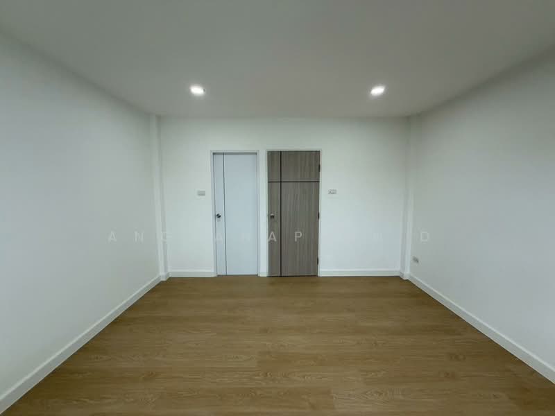 First Home Watcharapol, Bangkok, Soi Ruammit Phatthana, Tha Rang, Bang Khen, Bangkok, 2 Bedrooms, 130 sqm, Townhouse For Sale, by Angsanaporn D, 500159904 - DDproperty.com