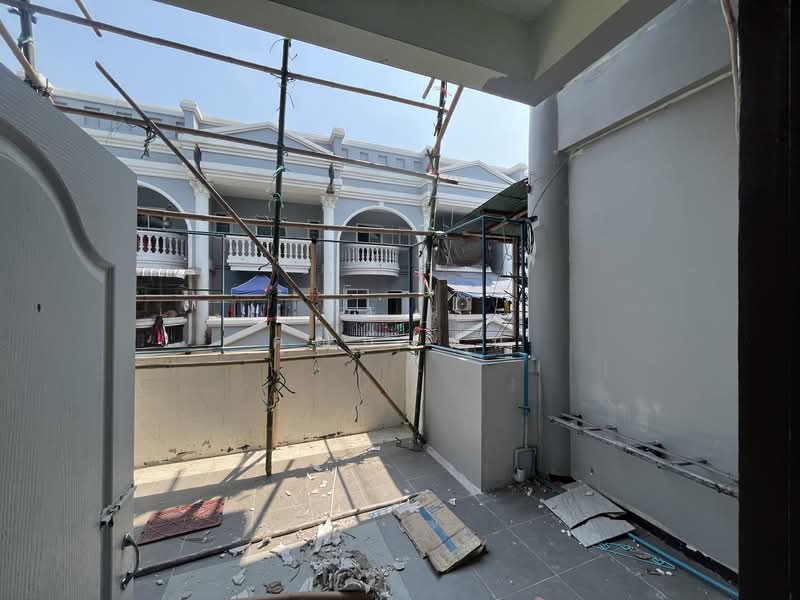 แรร์ไอเท็ม!!! ทรัพย์ใกล้รถไฟฟ้า ทำกำไร 6% ต่อปี! ขายทาวน์โฮม 3 ชั้น ใกล้ MRT บางแค และตลาดบางแค, Bangkok, Bang Khae, Bang Khae, Bangkok, 4 Bedrooms, 150 sqm, Townhouse For Sale, by คุณกัปตัน, 500159912 - DDproperty.com