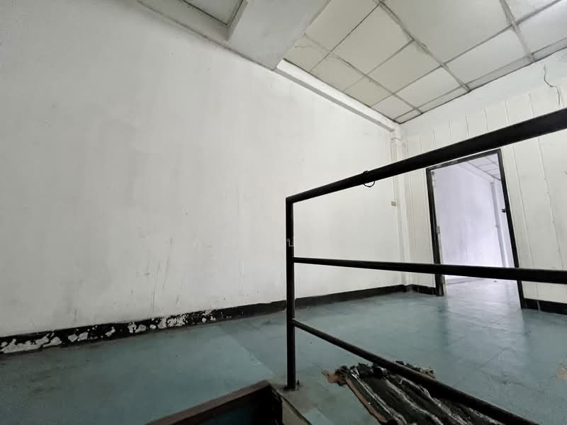 แรร์ไอเท็ม!!! ทรัพย์ใกล้รถไฟฟ้า ทำกำไร 6% ต่อปี! ขายทาวน์โฮม 3 ชั้น ใกล้ MRT บางแค และตลาดบางแค, Bangkok, Bang Khae, Bang Khae, Bangkok, 4 Bedrooms, 150 sqm, Townhouse For Sale, by คุณกัปตัน, 500159912 - DDproperty.com