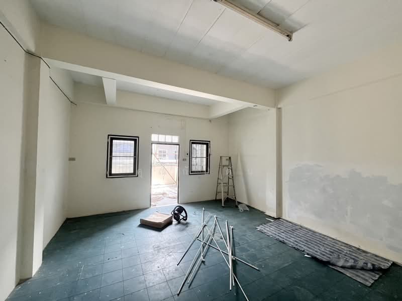 แรร์ไอเท็ม!!! ทรัพย์ใกล้รถไฟฟ้า ทำกำไร 6% ต่อปี! ขายทาวน์โฮม 3 ชั้น ใกล้ MRT บางแค และตลาดบางแค, Bangkok, Bang Khae, Bang Khae, Bangkok, 4 Bedrooms, 150 sqm, Townhouse For Sale, by คุณกัปตัน, 500159912 - DDproperty.com