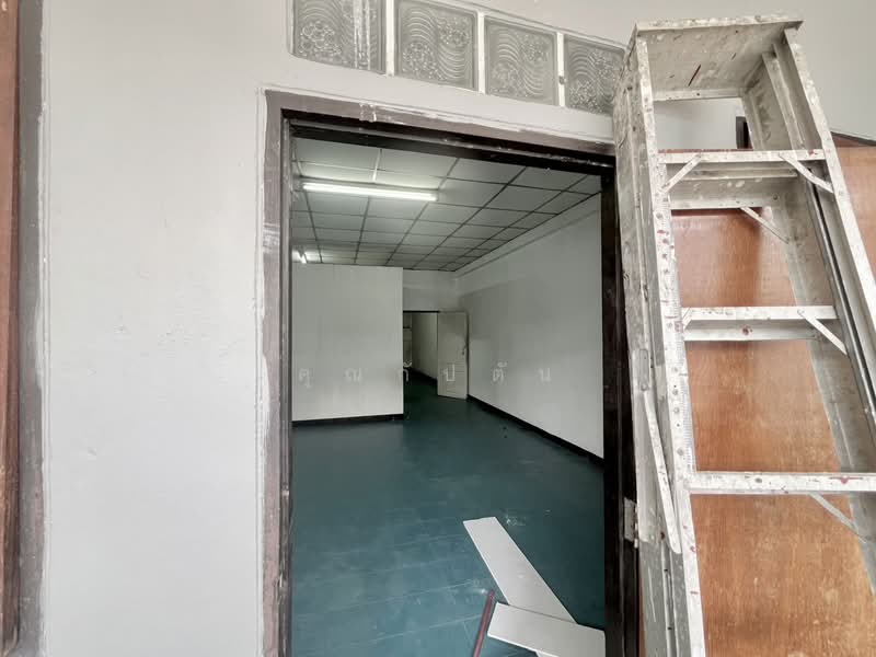 แรร์ไอเท็ม!!! ทรัพย์ใกล้รถไฟฟ้า ทำกำไร 6% ต่อปี! ขายทาวน์โฮม 3 ชั้น ใกล้ MRT บางแค และตลาดบางแค, Bangkok, Bang Khae, Bang Khae, Bangkok, 4 Bedrooms, 150 sqm, Townhouse For Sale, by คุณกัปตัน, 500159912 - DDproperty.com