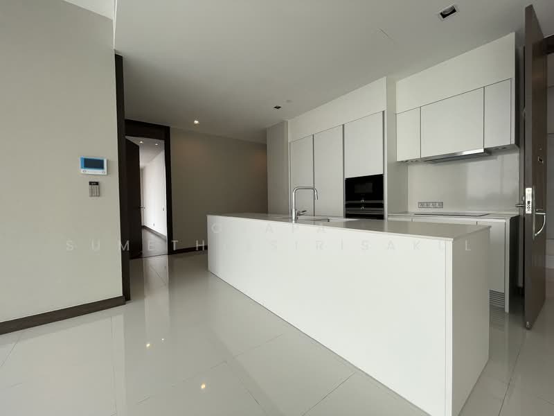 Q1 Sukhumvit, Bangkok, 1 Sukhumvit Road, Khlong Toei, Khlong Toei, Bangkok, 4 Bedrooms, 158 sqm, Condo For Sale, by Orapa Sumetheesirisakul, 500159931 - DDproperty.com