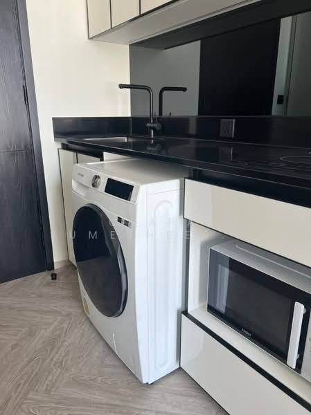 Chapter Charoennakhon–Riverside, Bangkok, Charoennakorn Road, Bang Lam Phu Lang, Khlong San, Bangkok, 1 Bedroom, 35 sqm, Condo For Sale, by Orapa Sumetheesirisakul, 500159942 - DDproperty.com