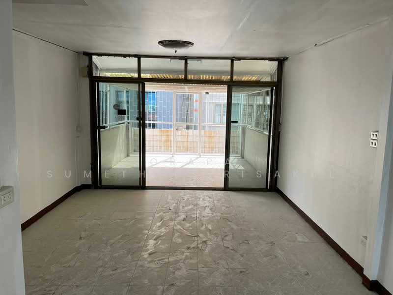 2-BR Townhouse, Bangkok, Chan Kasem, Chatuchak, Bangkok, 2 Bedrooms, 195 sqm, Townhouse For Sale, by Orapa Sumetheesirisakul, 500159974 - DDproperty.com