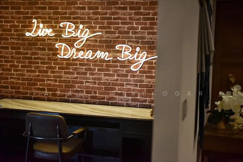 Benviar Tonson Residence, Bangkok, 58 Soi Tonson, Lumphini, Pathum Wan, Bangkok, 3 Bedrooms, 160 sqm, Condo For Rent, by Pavana Sirikogar, 500159988 - DDproperty.com