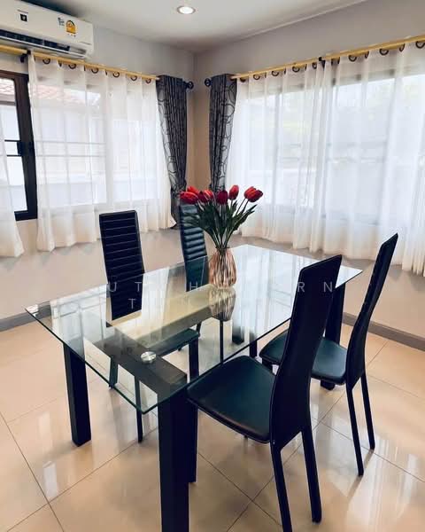 บ้านในโครงการ ให้เช่า – ใกล้กาดฝรั่ง เพียง 5 นาที ค่าเช่า 30,000 บาท / เดือน รหัสทรัพย์ : No.14H405, เชียงใหม่, บ้านแหวน, หางดง, เชียงใหม่, 170 ตร.ม., บ้านเดี่ยว ให้เช่า, โดย Rutchaporn Tunsiri, 500159999 - DDproperty.com