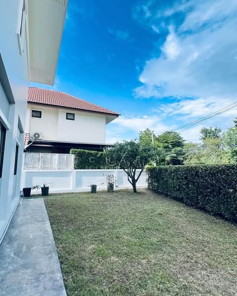 บ้านในโครงการ ให้เช่า – ใกล้กาดฝรั่ง เพียง 5 นาที ค่าเช่า 30,000 บาท / เดือน รหัสทรัพย์ : No.14H405, Chiang Mai, Ban Waen, Hang Dong, Chiang Mai, 3 Bedrooms, 170 sqm, Single Detached House For Rent, by Rutchaporn Tunsiri, 500159999 - DDproperty.com