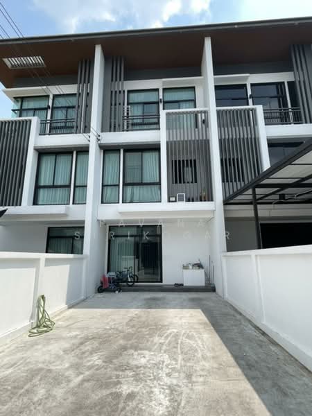 ทาวน์เฮ้าส์ 3-ห้องนอน, กรุงเทพ, ลาดพร้าว, ลาดพร้าว, กรุงเทพ, 204 ตร.ม., ทาวน์เฮ้าส์ ให้เช่า, โดย Pavana Sirikogar, 500160000 - DDproperty.com