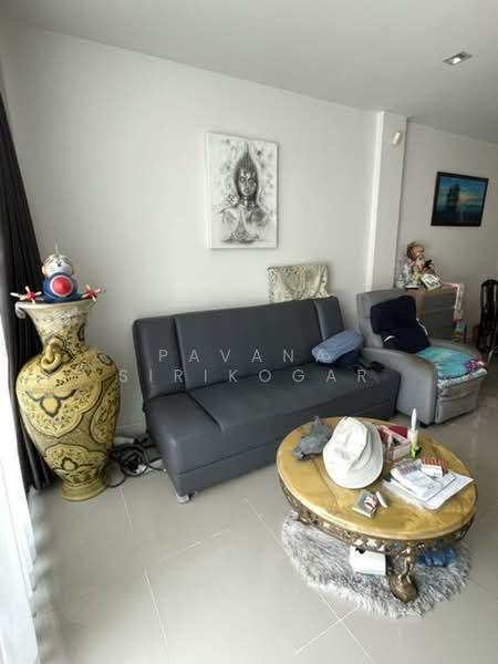 ทาวน์เฮ้าส์ 3-ห้องนอน, กรุงเทพ, ลาดพร้าว, ลาดพร้าว, กรุงเทพ, 204 ตร.ม., ทาวน์เฮ้าส์ ให้เช่า, โดย Pavana Sirikogar, 500160000 - DDproperty.com