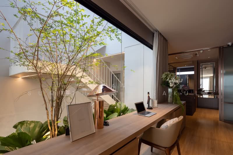SALA Ladprao-Ratchayothin, Bangkok, Lat Phrao, Lat Phrao, Bangkok, 3 Bedrooms, 350 sqm, Townhouse For Sale, by Orapa Sumetheesirisakul, 500160002 - DDproperty.com