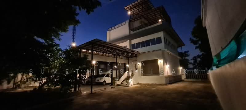 3-BR House, Bangkok, Lat Phrao, Lat Phrao, Bangkok, 3 Bedrooms, 800 sqm, Single Detached House For Sale, by Orapa Sumetheesirisakul, 500160005 - DDproperty.com