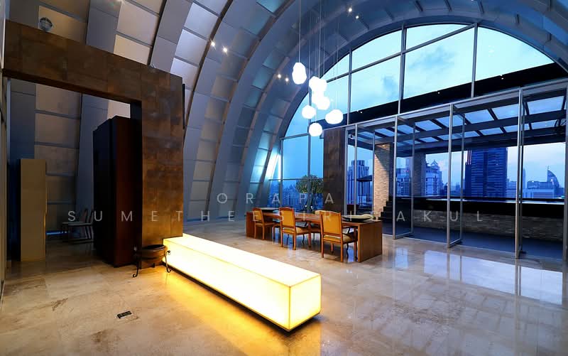 The Master Centrium Asoke-Sukhumvit, Bangkok, Sukhumvit 21, Khlongtoei Nua, Watthana, Bangkok, 4 Bedrooms, 430 sqm, Condo For Sale, by Orapa Sumetheesirisakul, 500160009 - DDproperty.com