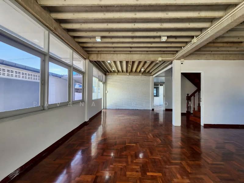 4-BR House, Bangkok, Lat Phrao, Lat Phrao, Bangkok, 4 Bedrooms, 325 sqm, Single Detached House For Rent, by Pavana Sirikogar, 500160048 - DDproperty.com