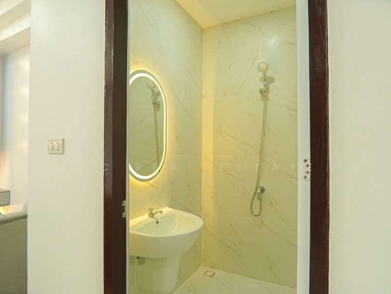 Single House 2 Storey for Sale Noen Plub Wan East Pattaya, Chon Buri (Pattaya), Bang Lamung, Bang Lamung (Pattaya), Chon Buri (Pattaya), 3 Bedrooms, 188 sqm, Single Detached House For Sale, by PLC Real Estate, 500160049 - DDproperty.com