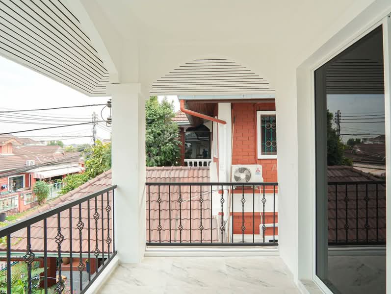 Single House 2 Storey for Sale Noen Plub Wan East Pattaya, Chon Buri (Pattaya), Bang Lamung, Bang Lamung (Pattaya), Chon Buri (Pattaya), 3 Bedrooms, 188 sqm, Single Detached House For Sale, by PLC Real Estate, 500160049 - DDproperty.com